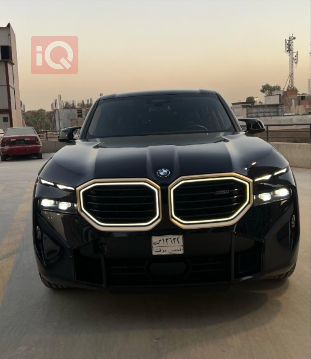 بي ام دبليو XM